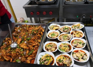 品正餐飲專業(yè)承包食堂